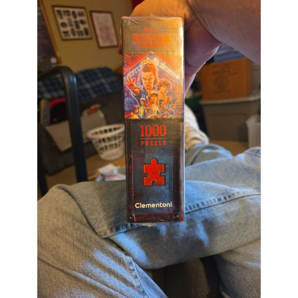 NEW & SEALED Clementoni 39979 Stranger Things 3 Netflix 1000 Pc Jigsaw Puzzle